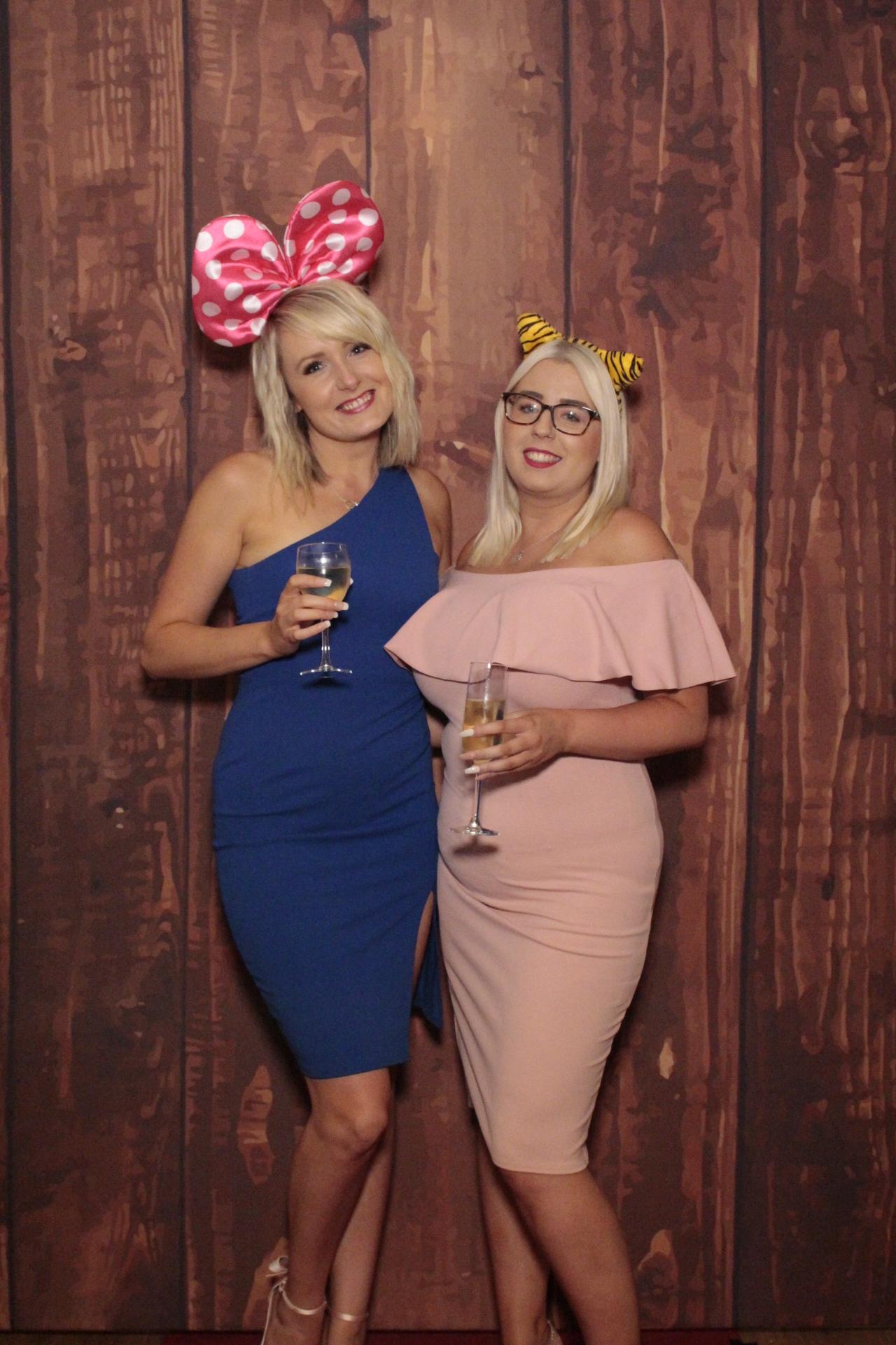 Samantha & Sean's Wedding | View more photos from the event at gallery.myphotoboothexperience.co.uk/u/MyPhotoBoothExperienceLtd/Samantha-Seans-Wedding